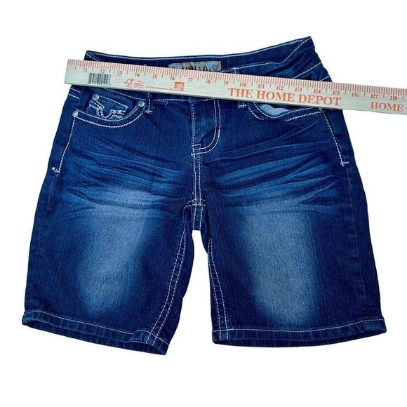 Apollo Juniors Size 5/6 Mid-Rise Blue Embroidered Bermuda Shorts - Picture 6 of 9